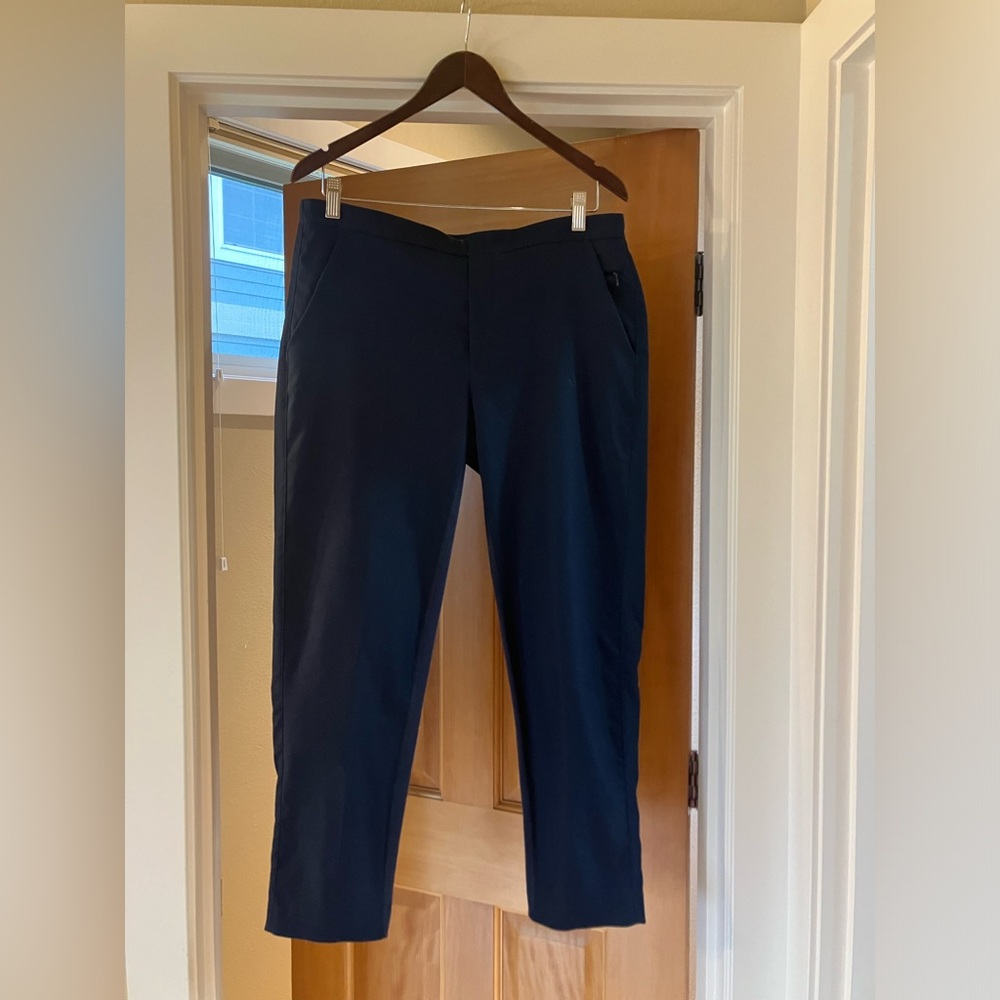 Lululemon ladies athletic pants